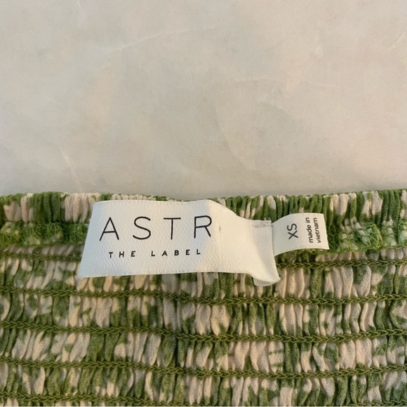 ASTR puff sleeve ruched floral mini print dress 30249 - Picture 7 of 9